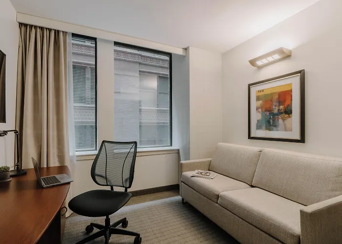 Hotel Loop 4*