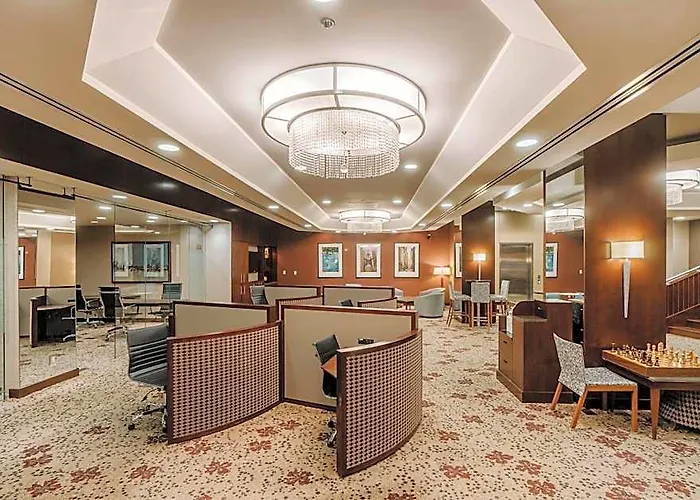 Hotel Loop 4*