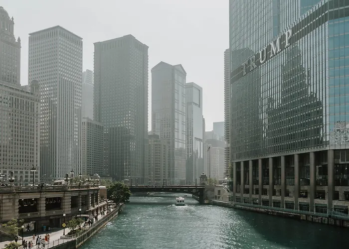 Loop 4* Chicago