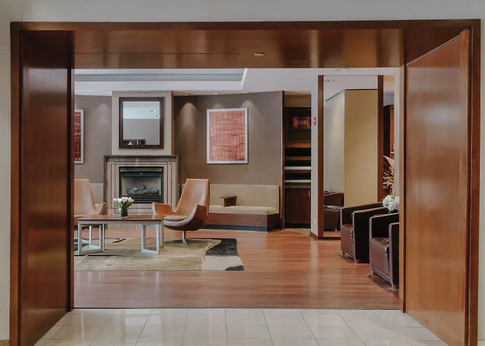 Hotel Loop 4*